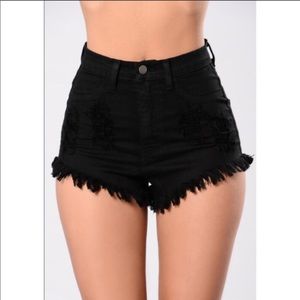 Fashion nova high waisted black shorts